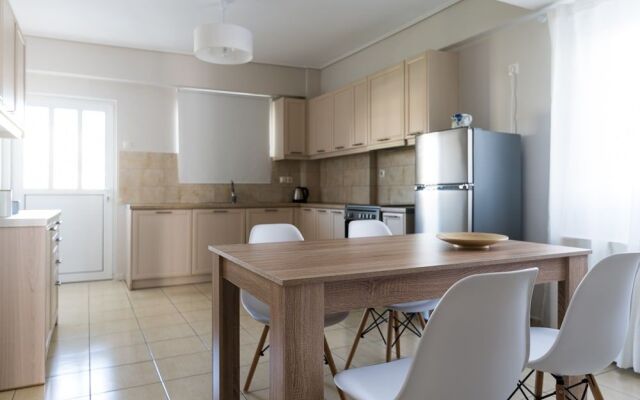 Elise Apartment Airport by Airstay