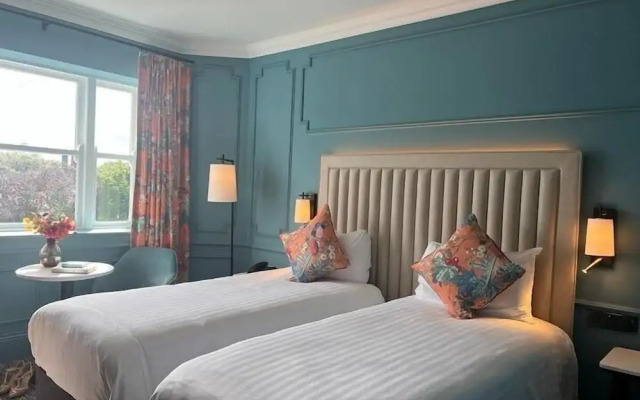 Waterloo Townhouse & Suites