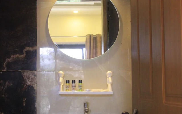 Roshni - The Luxury Guest House