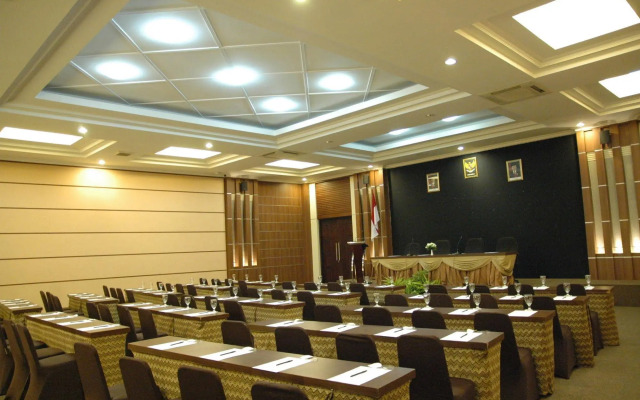 Riyadi Palace Hotel