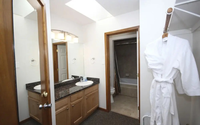 Streamside on Fall River