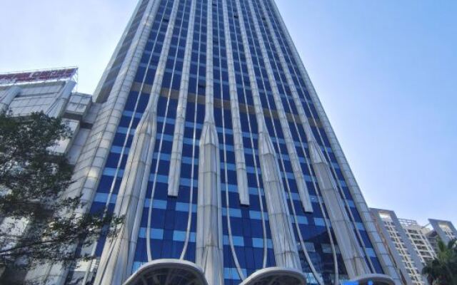 Xingyi International Apartment (Guangzhou Changgang Metro Station)
