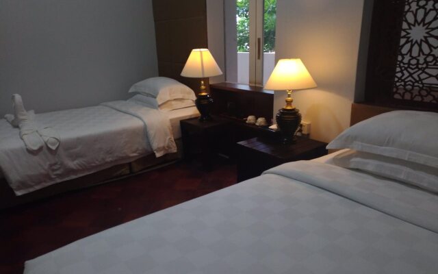 Hotel Zia - Hostel