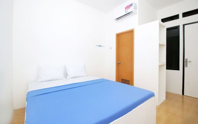 Kamar Keluarga Haji Peeng Syariah
