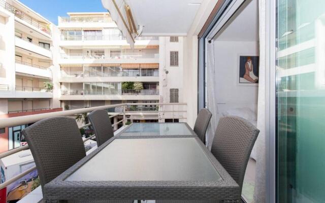 Grand Hotel: New 2 Beds/ 2 Baths