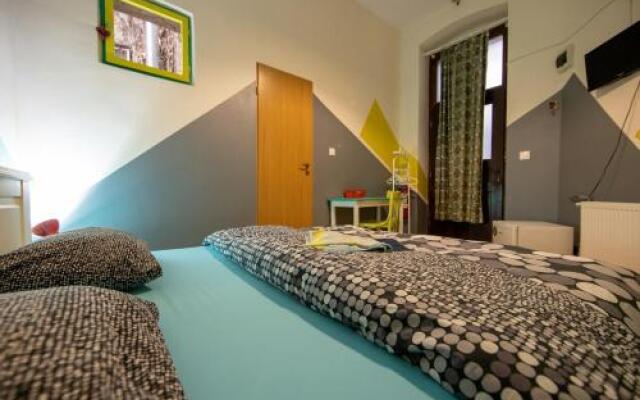 Hostel Cornel