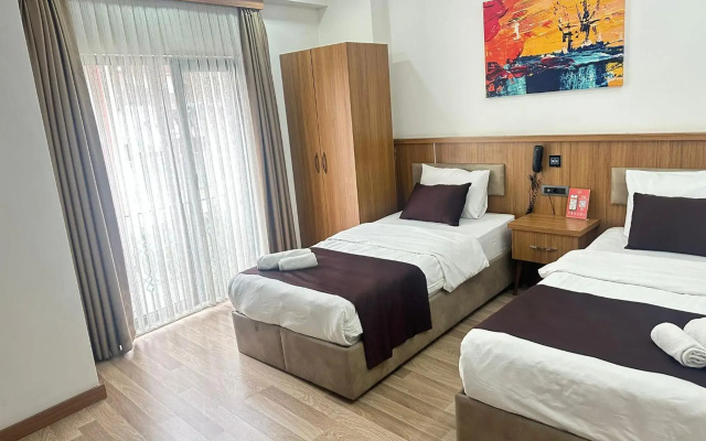 Hotel La SERA