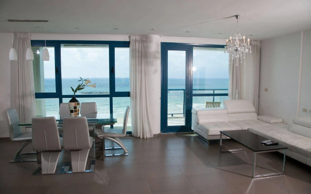 The Sea Apartments Tel Aviv by different locations