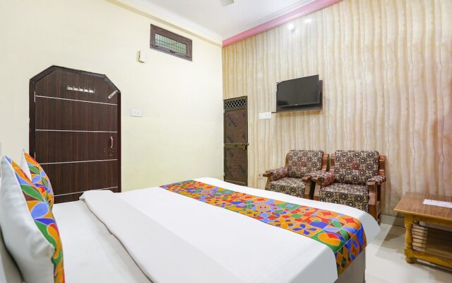 Fabexpress Maa Vaishno Palace