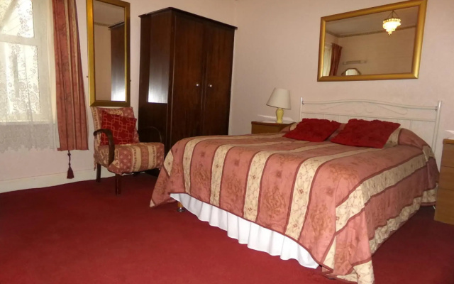 Averon  Guest House