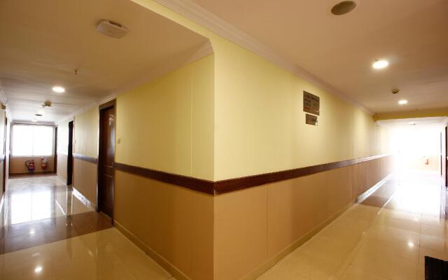 OYO Flagship 76915 Kachiguda Station Rd