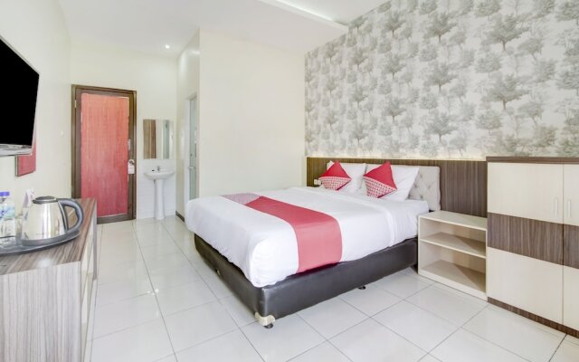 OYO 1024 Palem Asri Residence Syariah