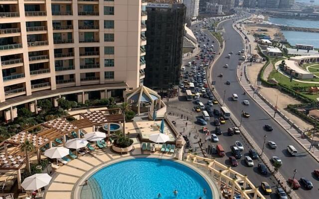 Apartment at San Stefano Grand Plaza