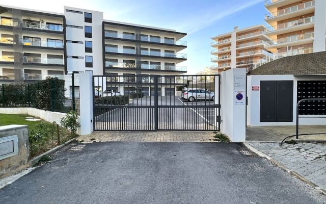 Praia DA Rocha Twins 3 With Pool