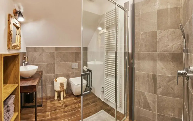 Welcoming Villa With Amenities