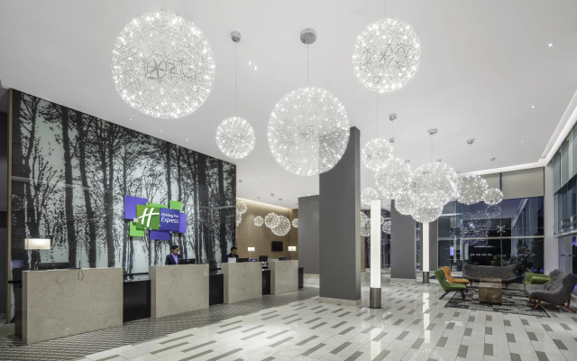 Hotel Holiday – Lobby – Kota Kinabalu