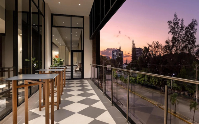 Hotel Santiago, Curio Collection by Hilton