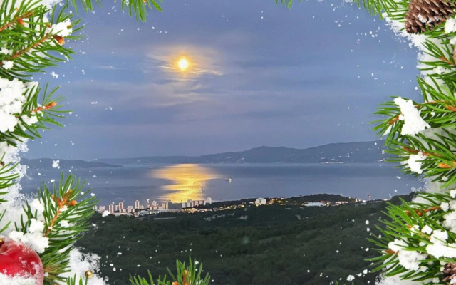 Terra Magica Deluxe Apartment OR Room with Private Parking, Terrace and Sea View