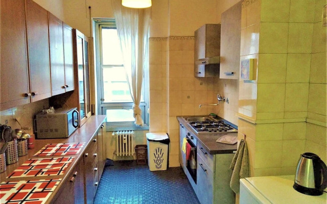 Room in Guest room - Kamchu Apartments single room Viale Libia 8