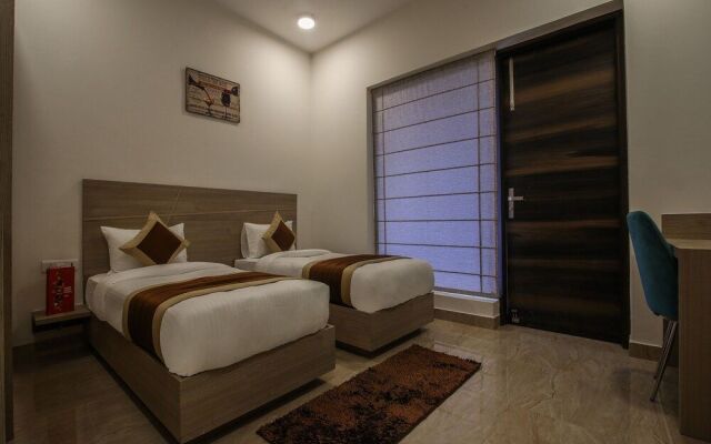 OYO 15526 Lime Wood Stay