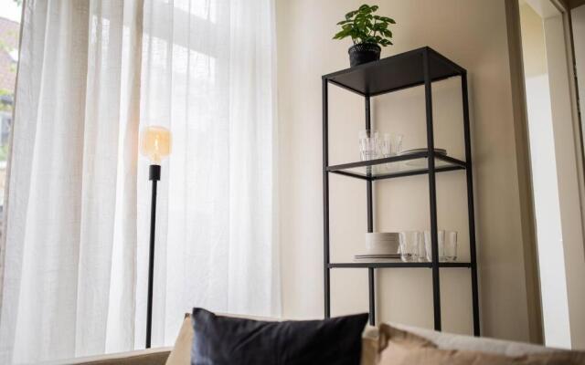 Delightful 2 Bedroom Serviced Apartment 54m2 -MST40D-