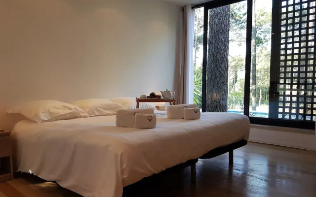 Aroeira Paradise Villa by Host-Point
