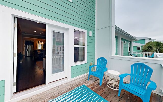 Blondie's Beachhouse - 3 Br Condo
