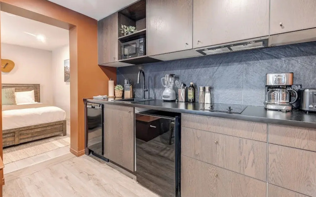 Quebec City 2 Bedroom Treasure