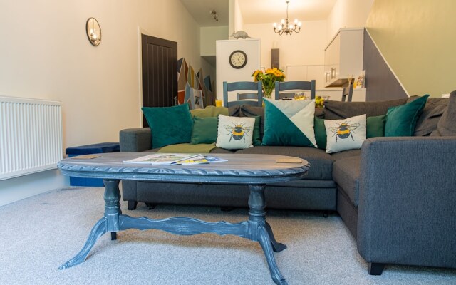 Ideal Lodgings at Thorncliffe