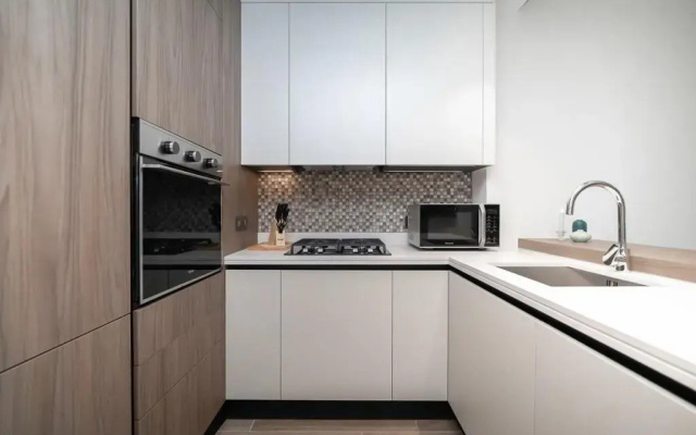 Luxurious apartment with prime location