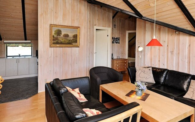 Balmy Holiday Home in Børkop near Restaurants
