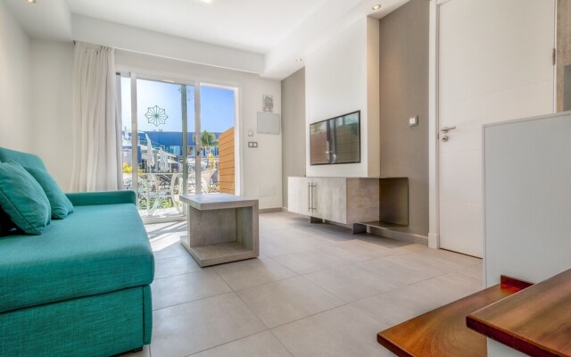Hotel Suites Los Calderones (Adults only)
