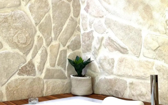 Pharus Miseni Apartment