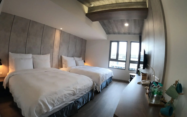 Watermark Hotel Kaohsiung Station