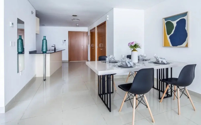 Sophisticated 1BR Apartment in Dubai Marina