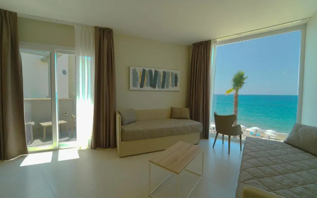 Eleamare Resort