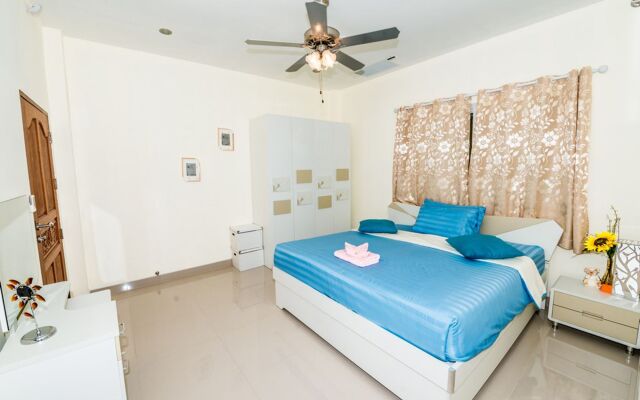 Platinum 3 bedrooms villa pool garden