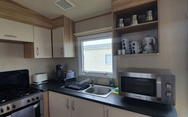St Osyth- Sleeps8-freeparking-wifi-holidaypark