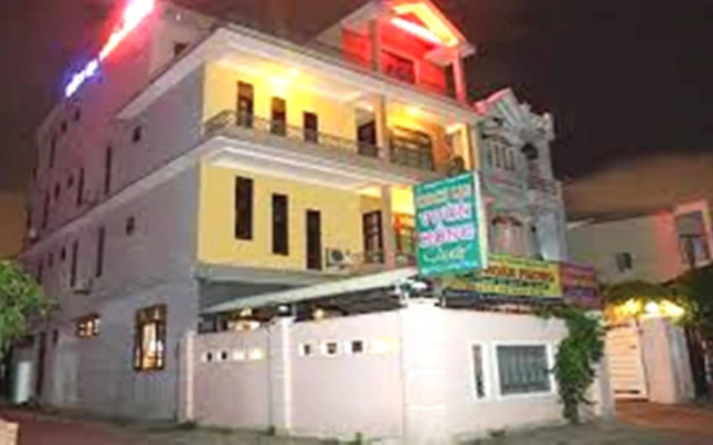 Vuon Hong Hotel