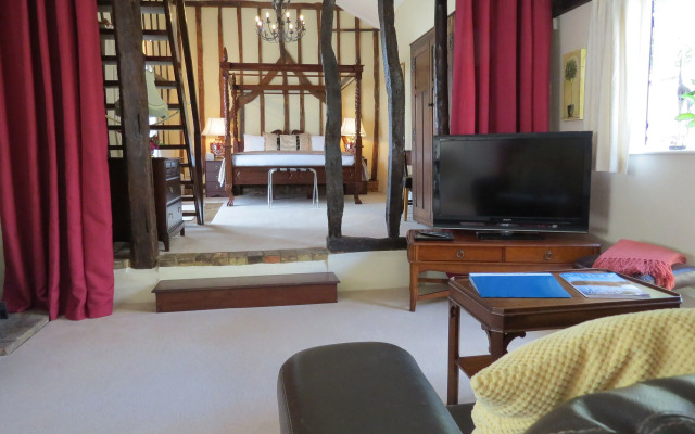 Greyhound Cottage