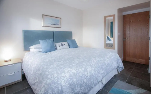 The Chaffhouse - 4 Bedroom - Llangenith