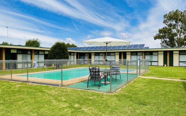 Junee Motor Inn