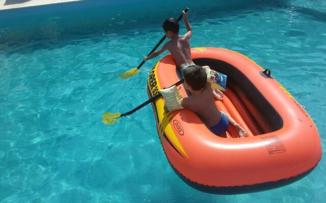 Quality Inn Mountain Ranch Resort