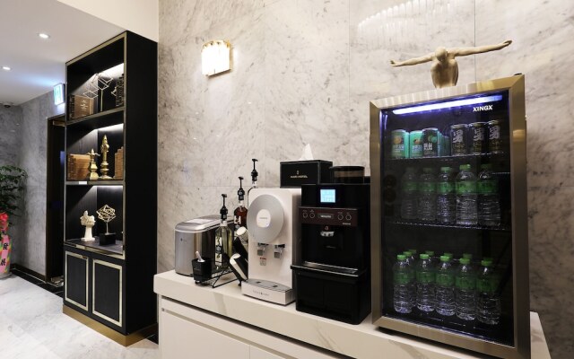 M Hotel