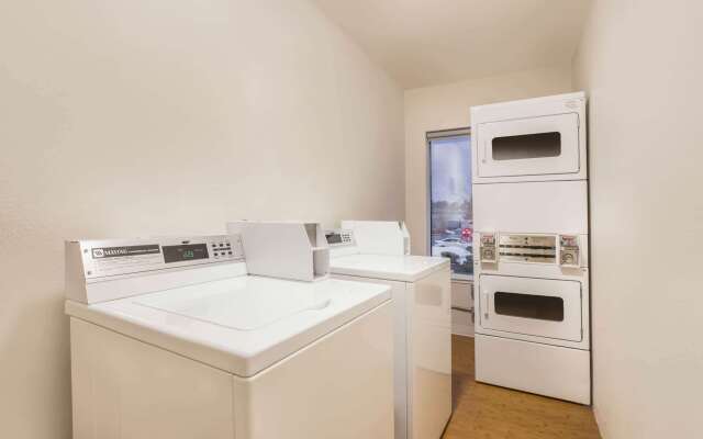 La Quinta Inn by Wyndham Everett