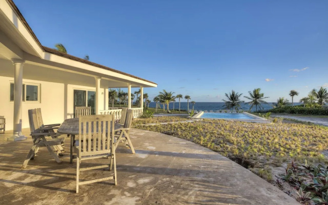 Seven Palms 7 Bedroom Home