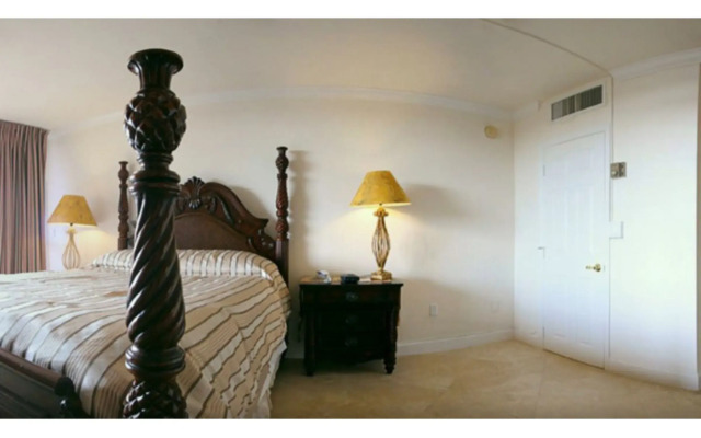 Ocean Manor Beach Hotel