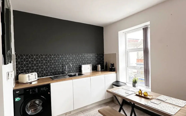 Willow Suite - 3br - Sleeps 8 - Central Blackpool