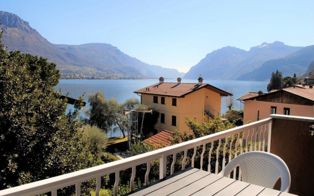Olive To Lario Apartments