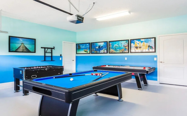 Exclusive Resort Home w Hot Tub, Near Theme Parks